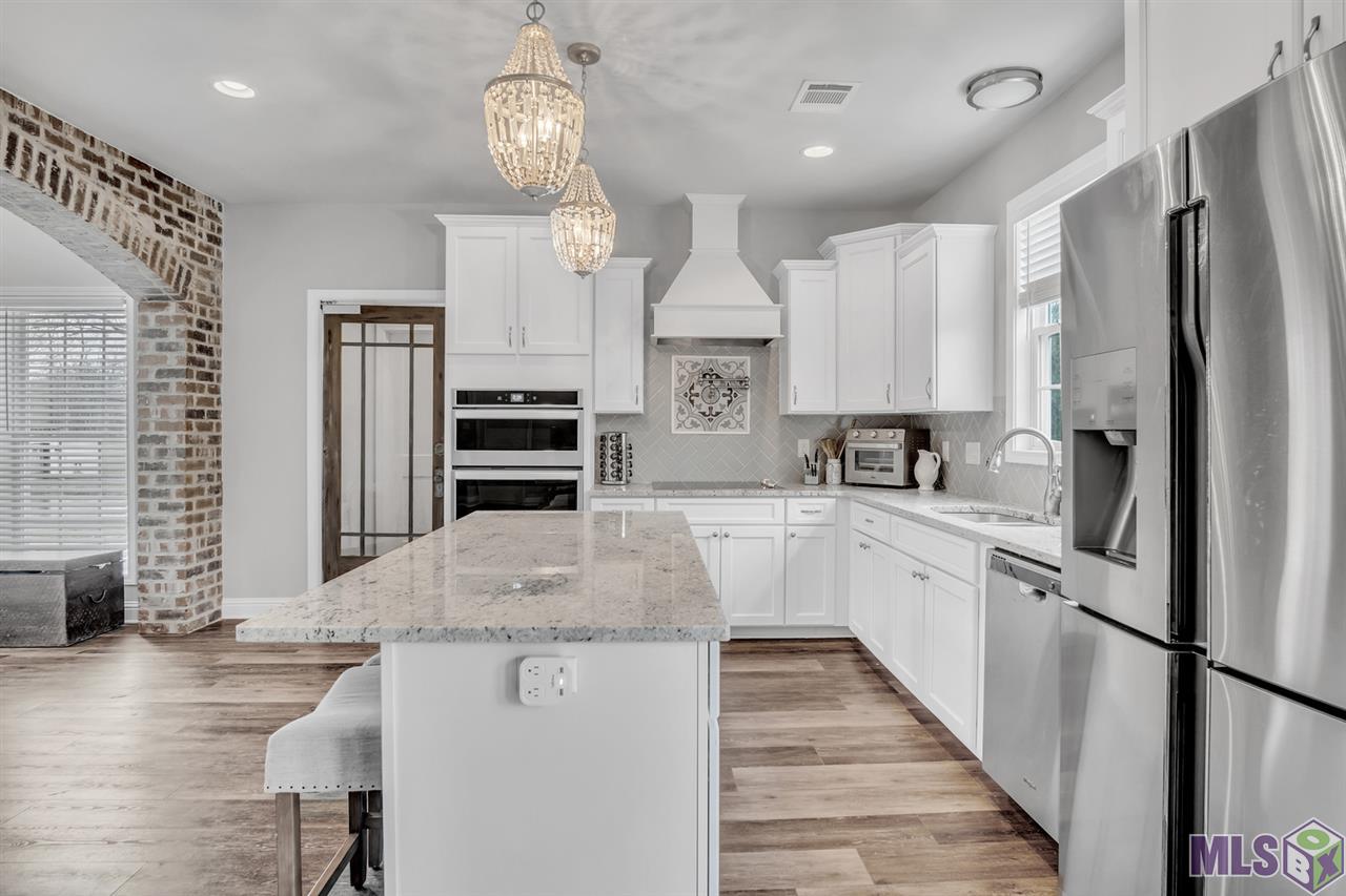 10545 Stringer Bridge Road St. Amant, LA 70774 - Photo 12 of 27 Gallery Image 12