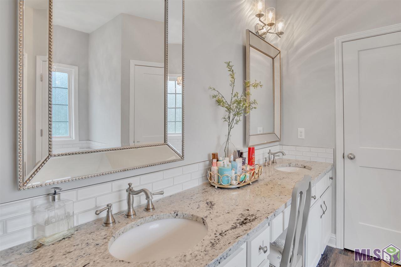 10545 Stringer Bridge Road St. Amant, LA 70774 - Photo 18 of 27 Gallery Image 18