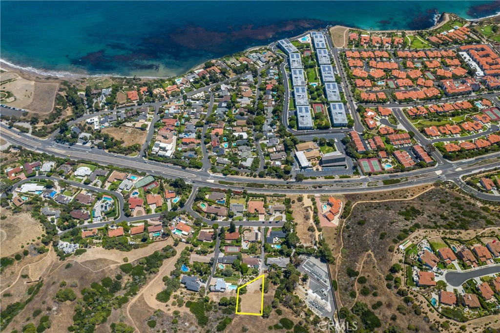 0 Tarragon Road Rancho Palos Verdes, CA 90275 - Photo 14 of 19 view of a large building