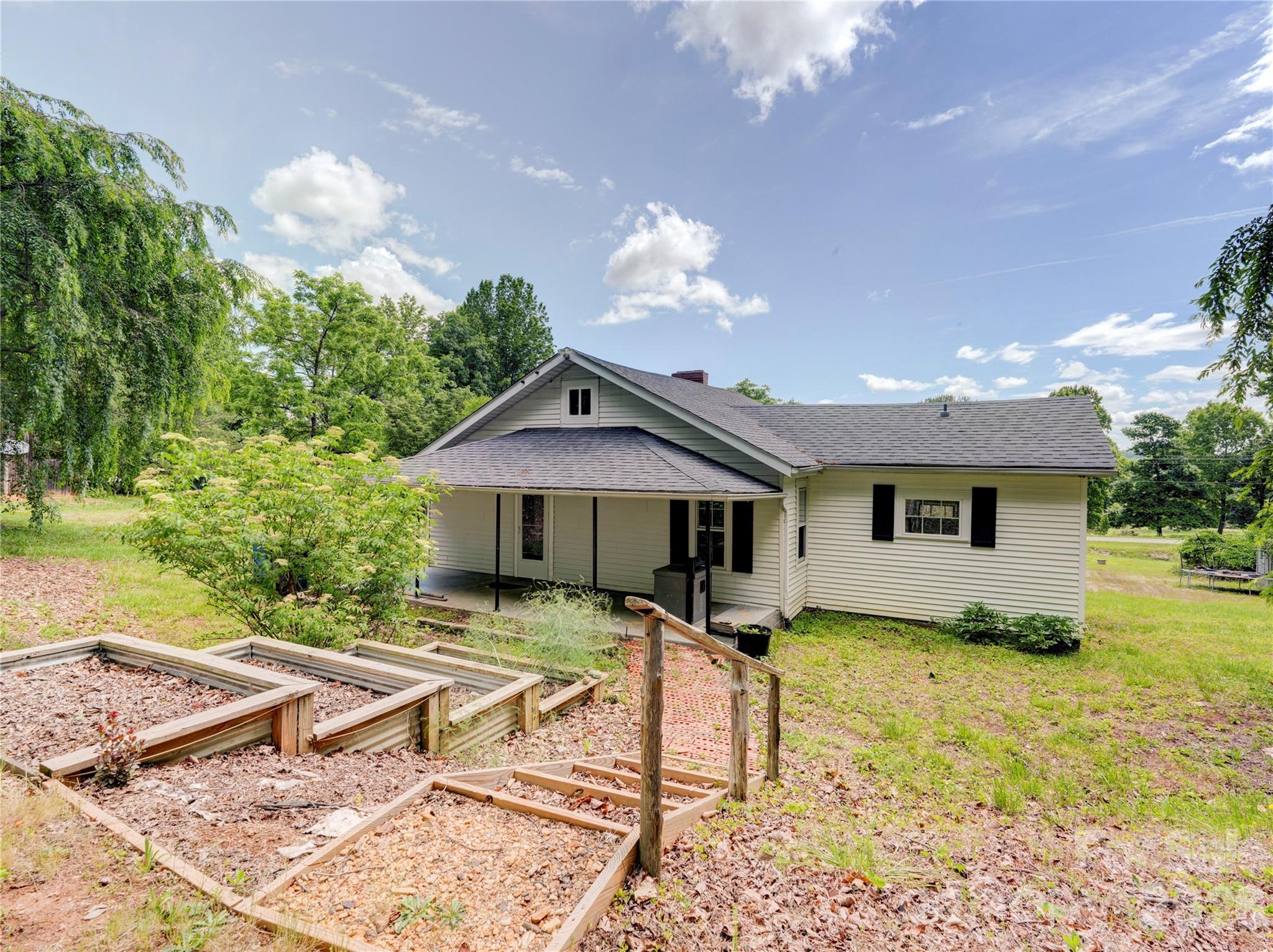 7049 Austin Little Mountain Road Elkin, NC 28621 - Photo 34 of 46