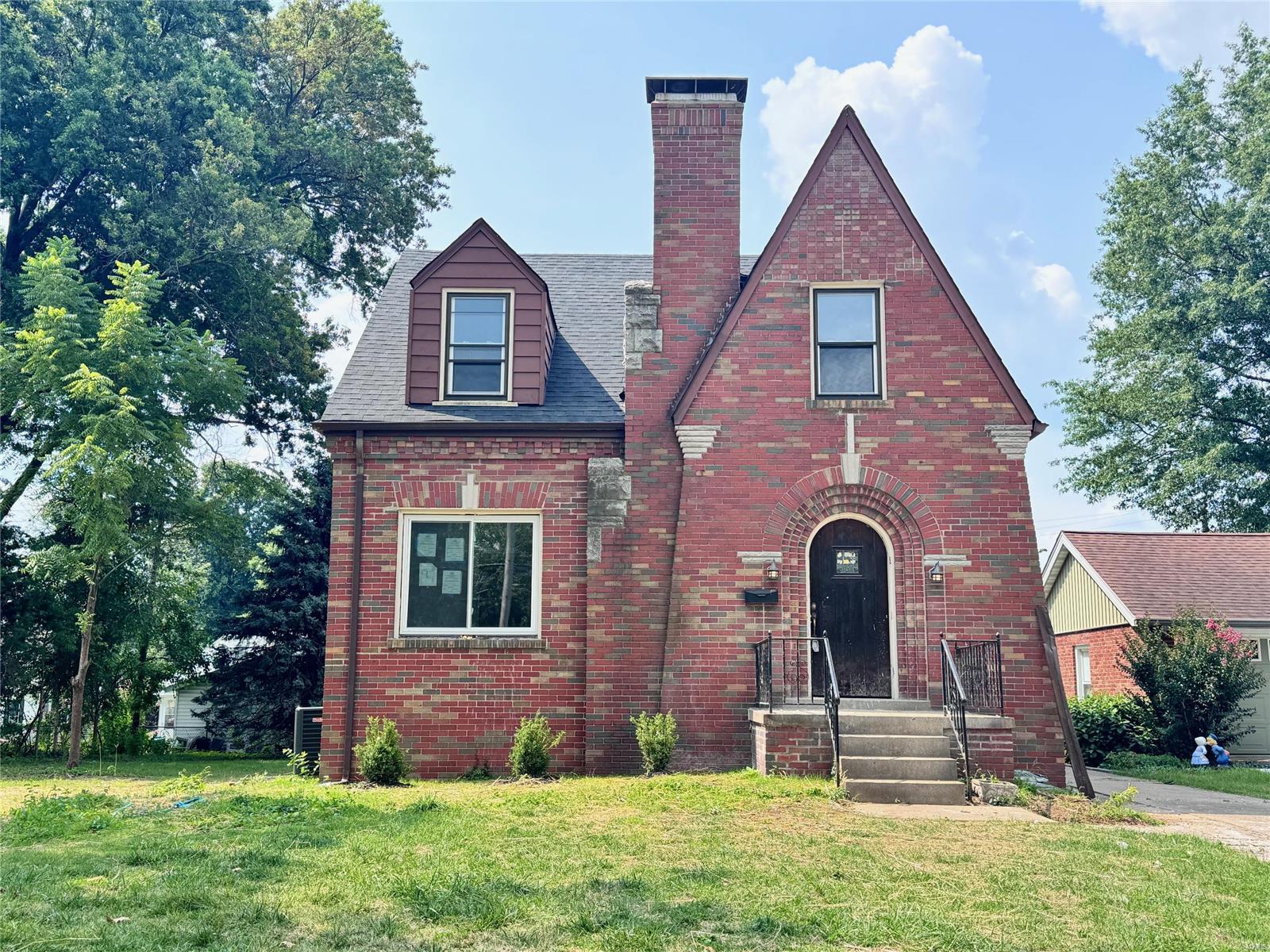 9004 Lackland Road St. Louis, MO 63114 - Photo 1 of 23 Gallery Image 1
