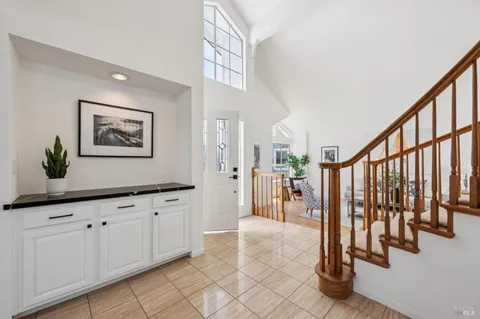 $1,799,000 | 35 Caribe Isle, Novato, CA 94949