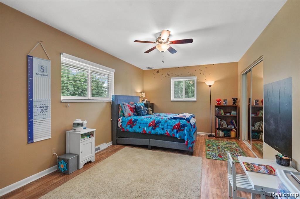5335 Perry Road Grand Blanc, MI 48439 - Photo 16 of 32