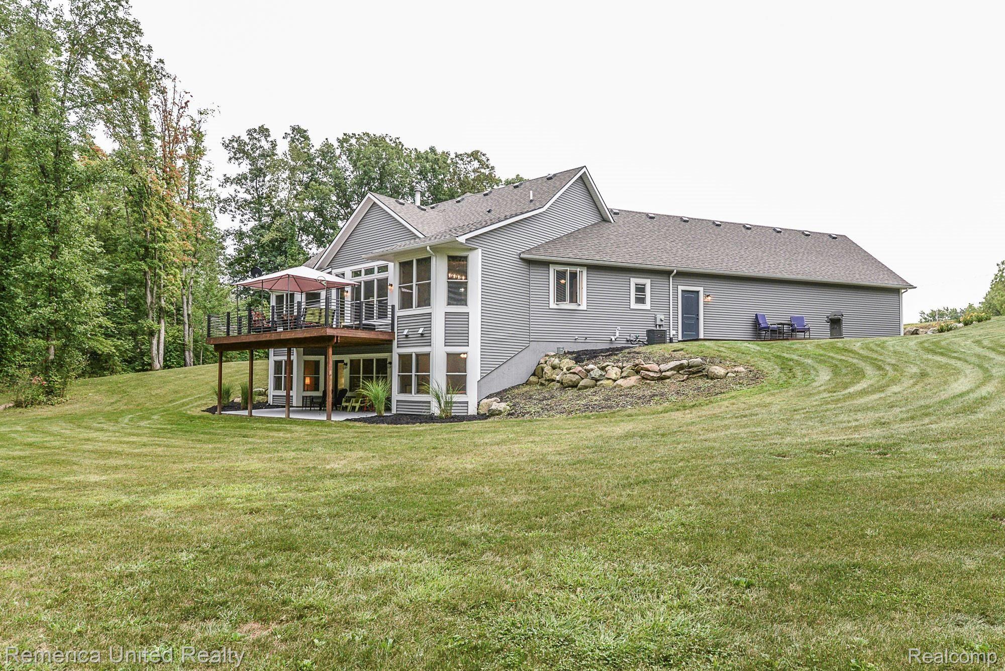 7552 Schrepfer Road Howell, MI 48855 - Photo 47 of 51 DSC_8.jpg