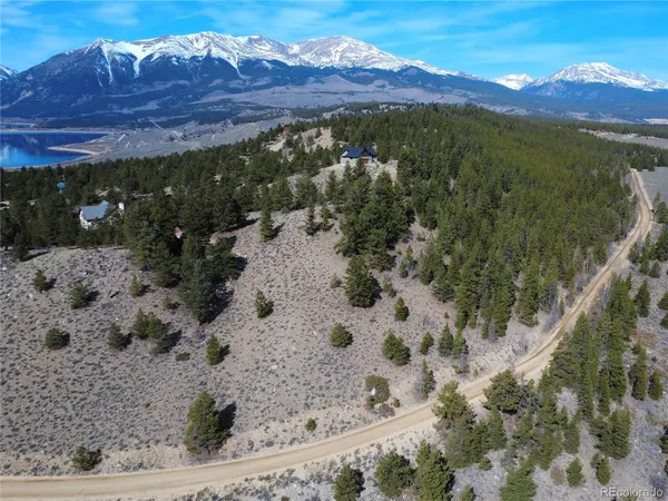 $549,000 | 98 Northview Drive, Twin Lakes, CO 81251