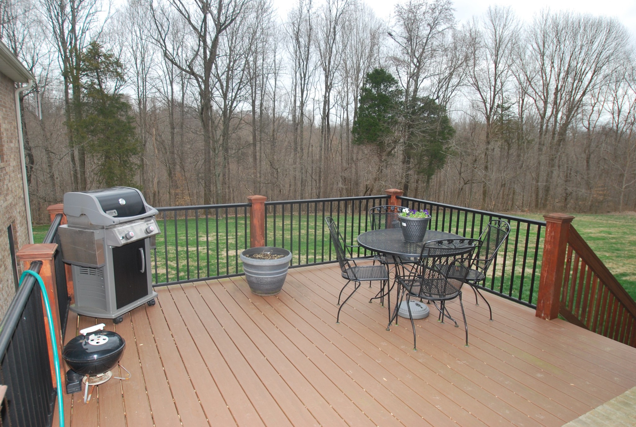 1065 Sweet Oak Ridge Hendersonville, TN 37075 - Photo 3 of 28 Gallery Image 3