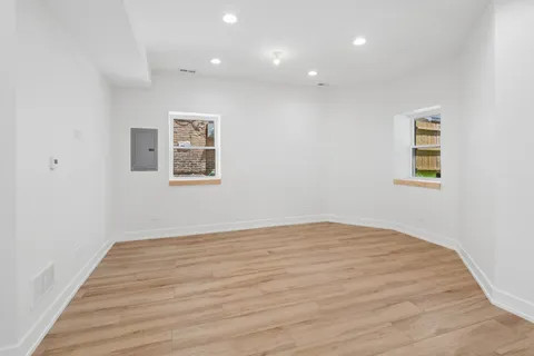 $599,000 | 2647 West Walton Street, Unit 1, Chicago, IL 60622