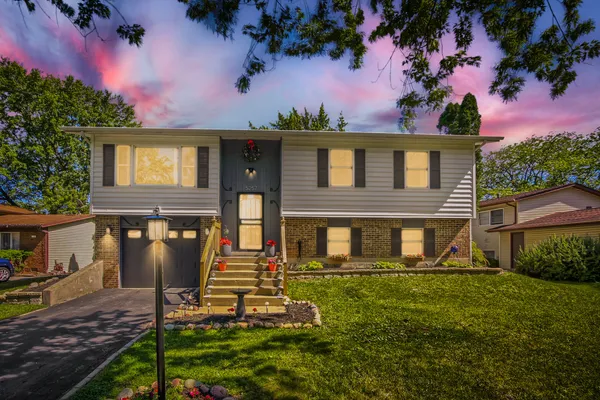 $280,000 | 5257 Arquilla Drive, Richton Park, IL 60471