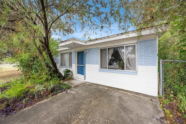 $235,000 | 8481 93rd Avenue, Seminole, FL 33777