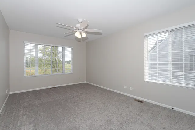 $2,400 | 2352 Dawson Lane, Algonquin, IL 60102