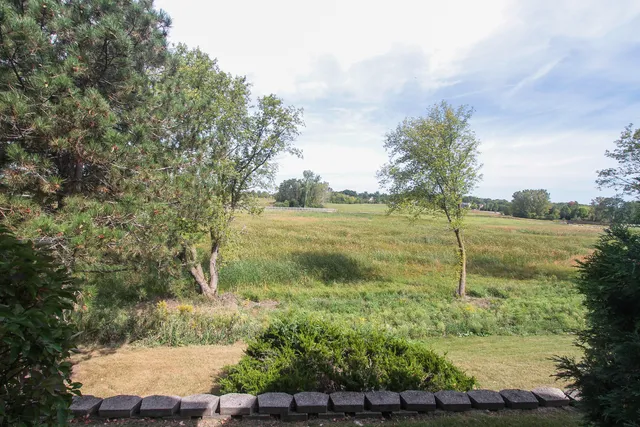 $2,400 | 2352 Dawson Lane, Algonquin, IL 60102