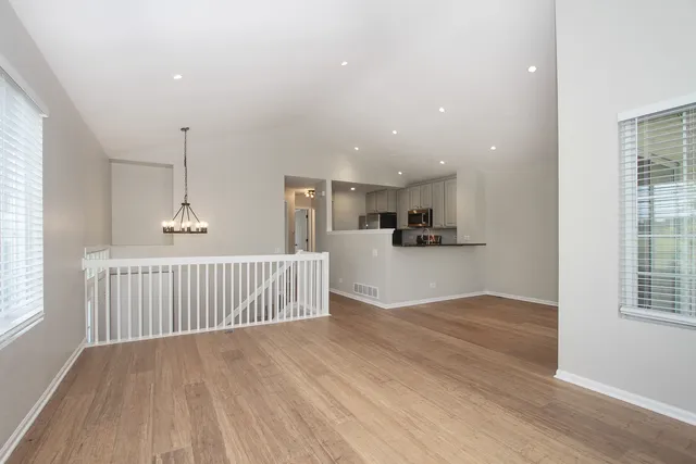 $2,400 | 2352 Dawson Lane, Algonquin, IL 60102