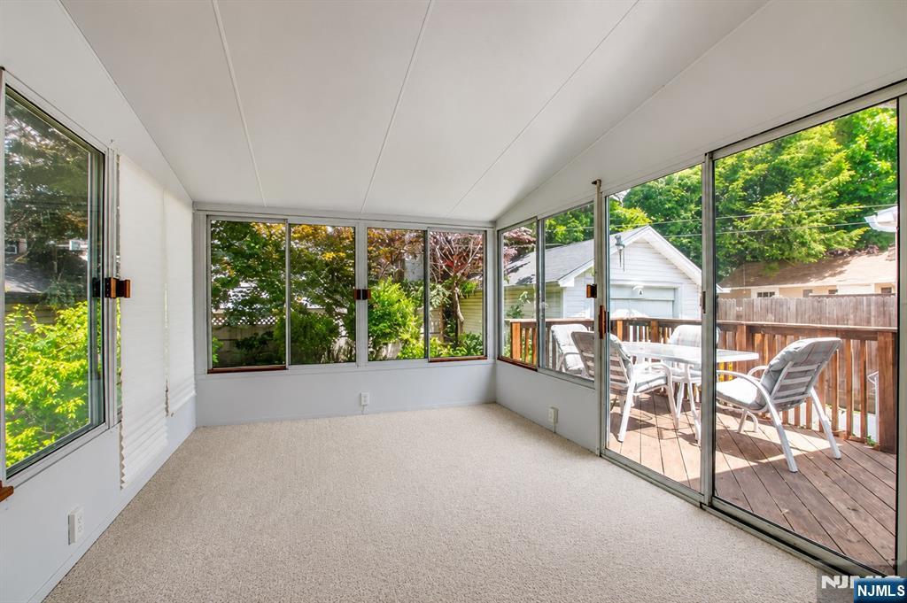 489 Maple Avenue Teaneck, NJ 07666 - Photo 7 of 14