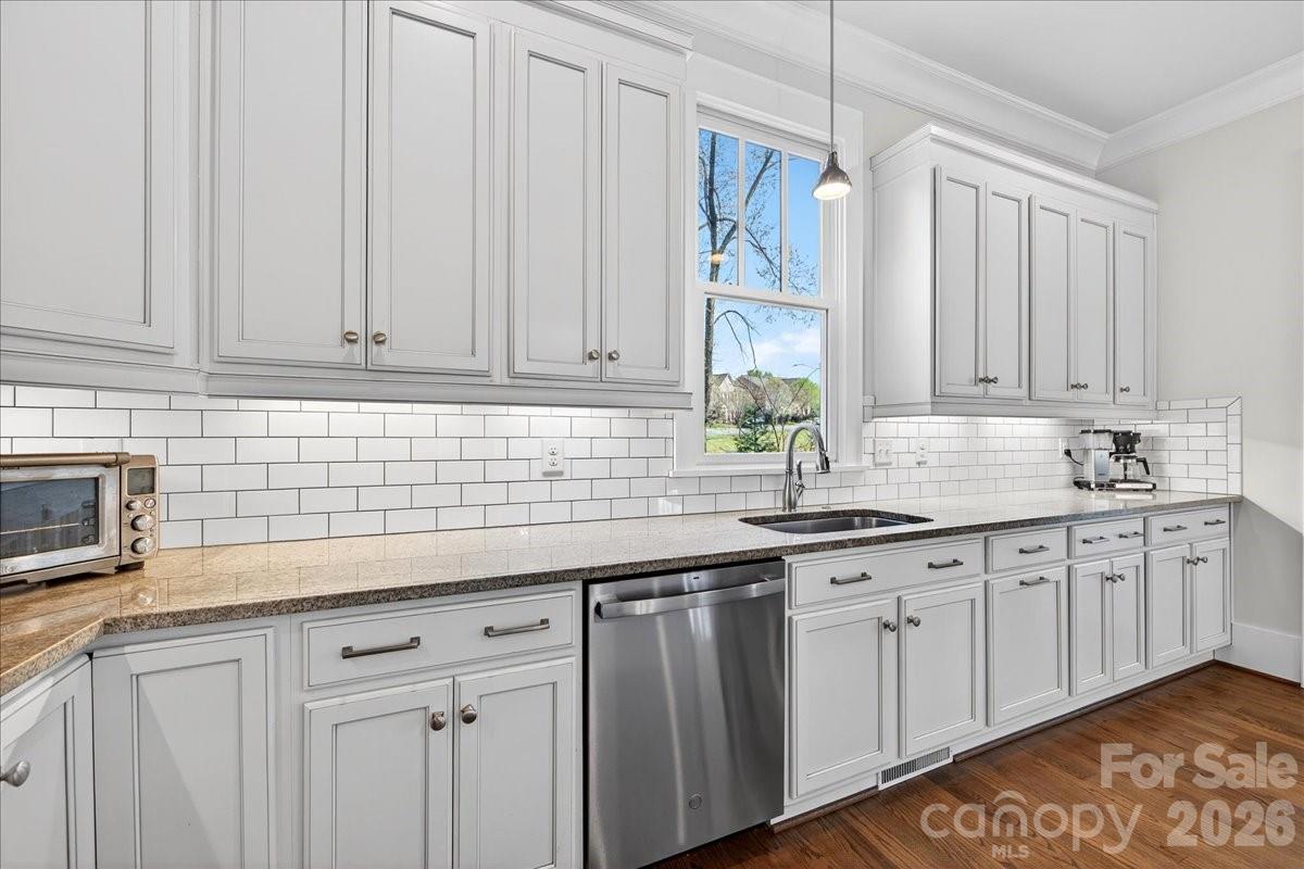508 Beaty Street Davidson, NC 28036 - Photo 11 of 32