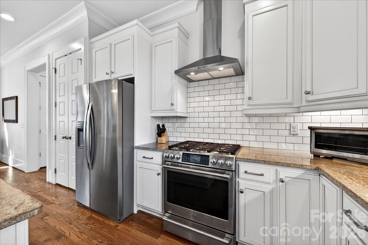 508 Beaty Street Davidson, NC 28036 - Photo 10 of 32
