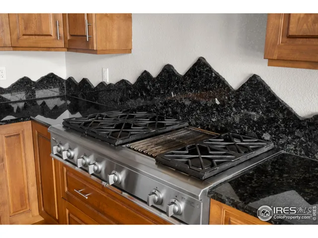 a close view of stove top oven