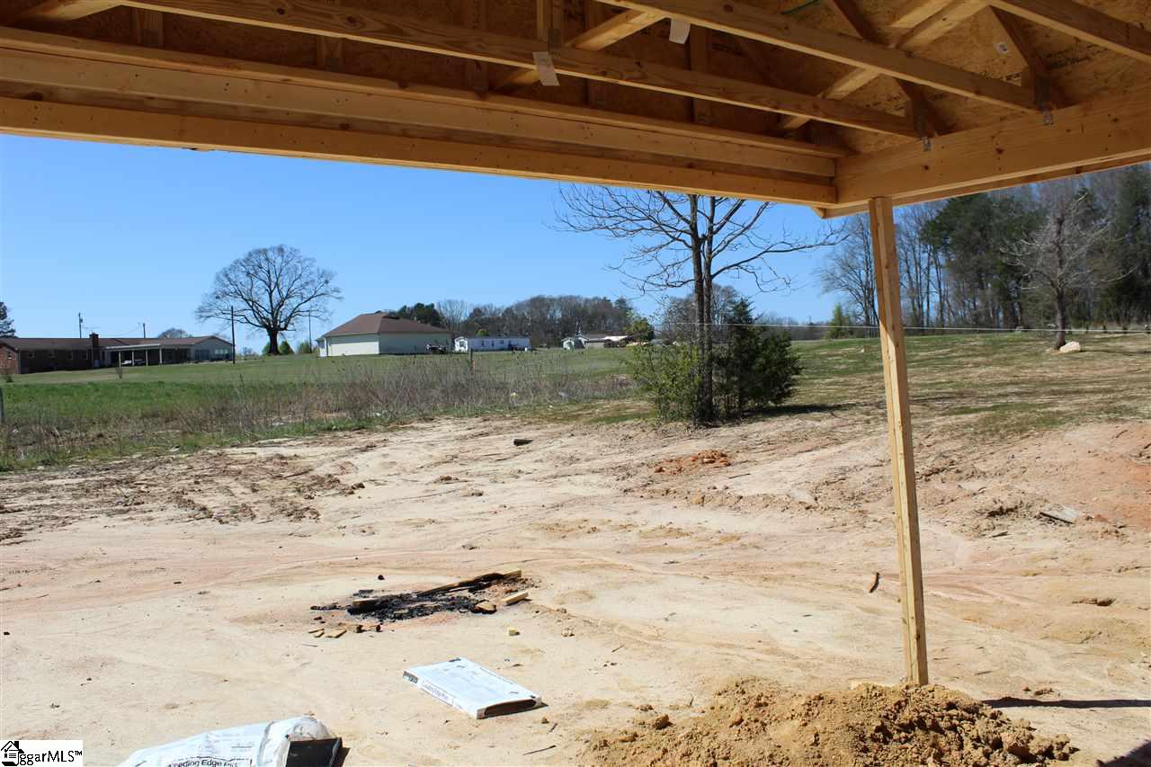 855 West Keepsake Lane Inman, SC 29349 - Photo 8 of 9