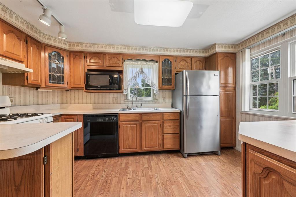 343 Vanadium Road Pittsburgh, PA 15243 - Photo 17 of 34 Gallery Image 17