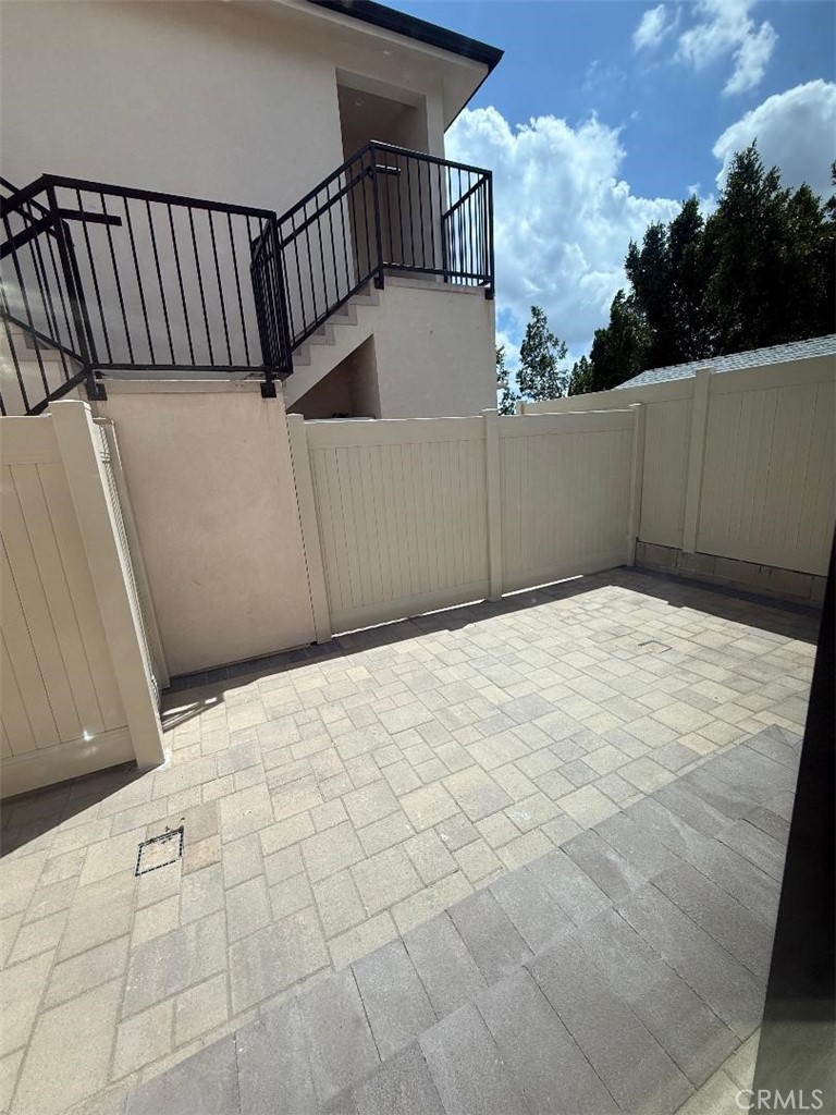 7828 Kyle Street Sunland, CA 91040 - Photo 5 of 16