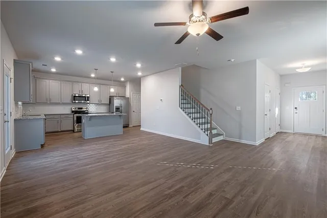 $2,414 | 300 Peachtree Road, Unit ROSEWOOD, Hoschton, GA 30548