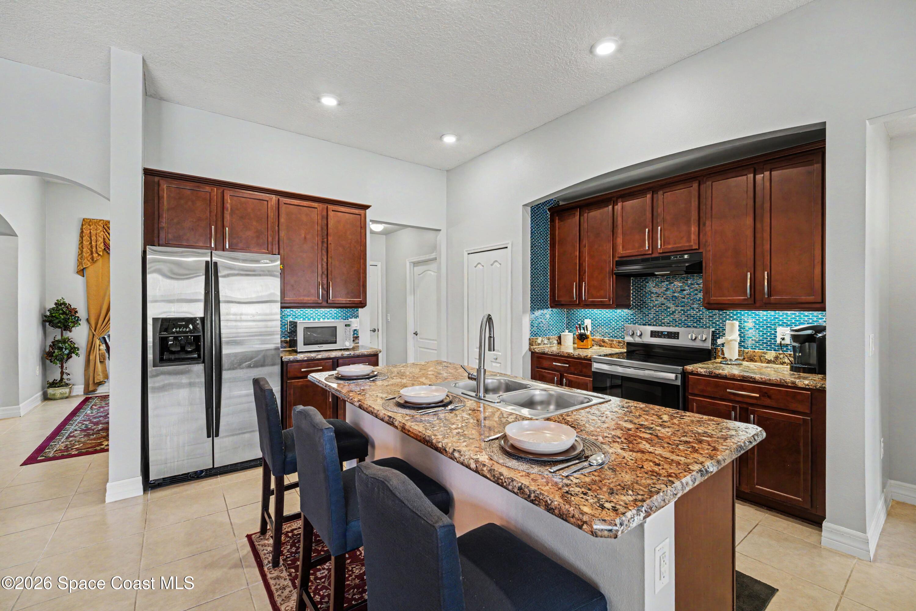 1025 Morgan Circle Northeast Palm Bay, FL 32905 - Photo 13 of 43 011_file_5122