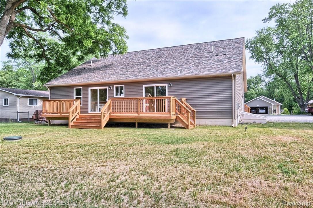 554 Snyder Road Highland, MI 48357 - Photo 30 of 32 Rear_2nd_View.jpg