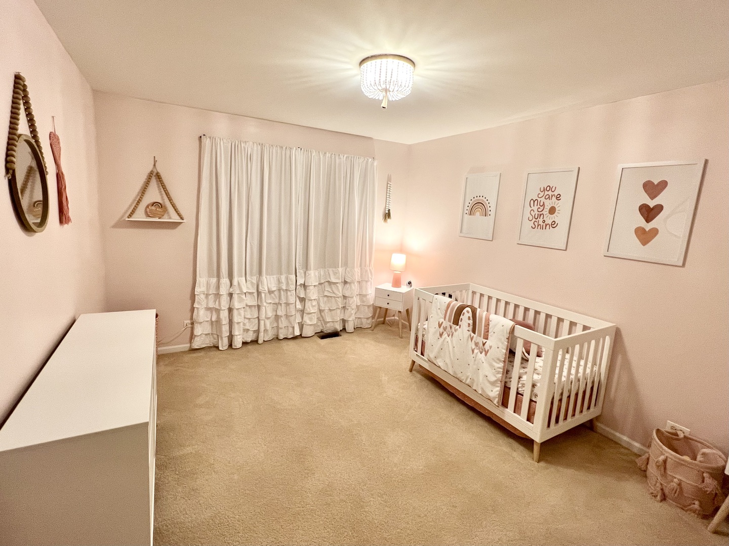 407 Post Oak Circle West Chicago, IL 60185 - Photo 18 of 23 a spacious bedroom with a bed and a couch