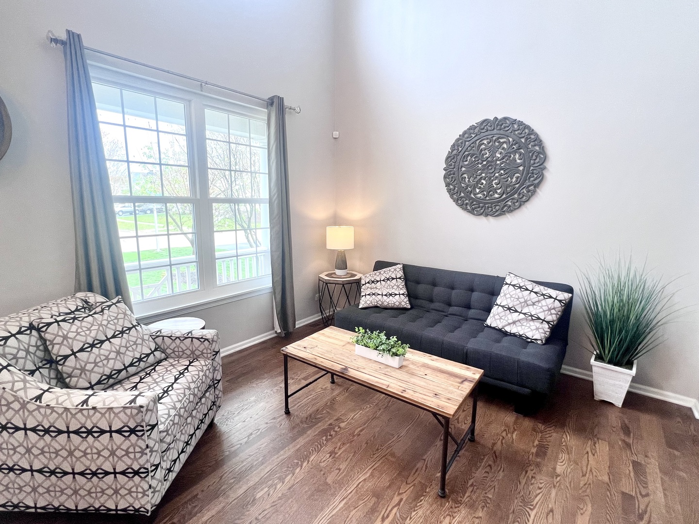 407 Post Oak Circle West Chicago, IL 60185 - Photo 6 of 23 a living room with furniture and a window
