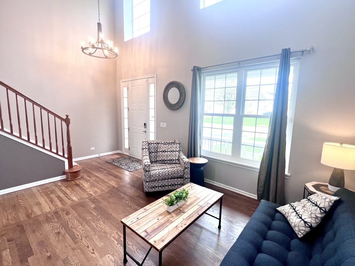 407 Post Oak Circle West Chicago, IL 60185 - Photo 7 of 23 a living room with furniture and a window