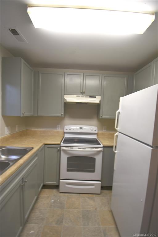 8912 Moores Chapel Road Charlotte, NC 28214 - Photo 3 of 10 Gallery Image 3