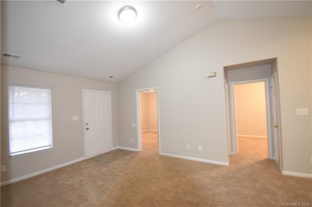 8912 Moores Chapel Road Charlotte, NC 28214 - Photo 4 of 10 Gallery Image 4
