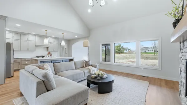 $649,900 | 17411 Letterbrick Run, Leo, IN 46765