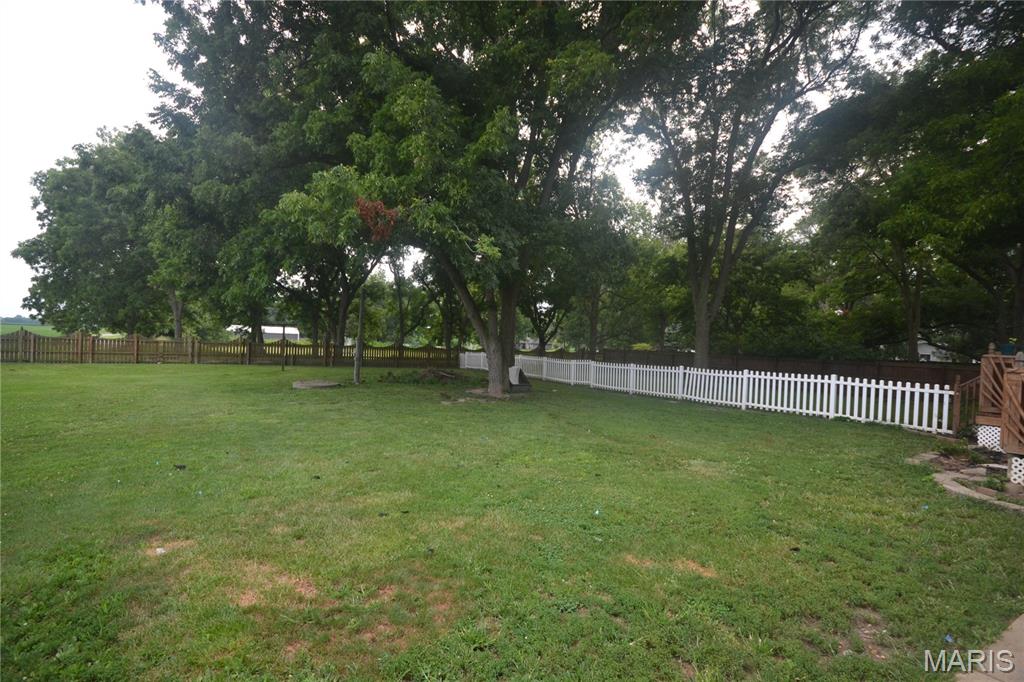 5561 Blank Road Smithton, IL 62285 - Photo 35 of 36 Gallery Image 35