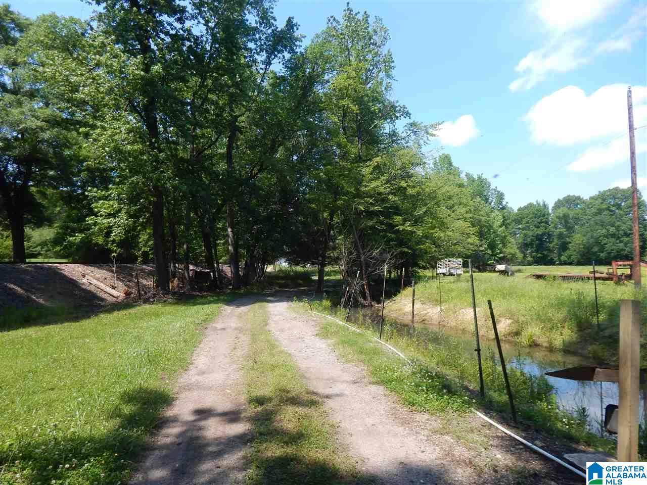 417 Old Stagecoach Road Woodstock, AL 35188 - Photo 2 of 17