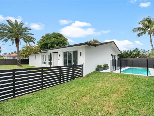 $2,295,000 | 301 88th Street, Surfside, FL 33154