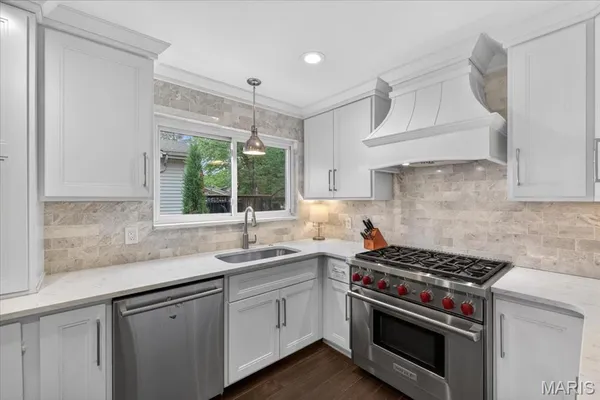 $770,000 | 11904 Mattox Court, St. Louis, MO 63131