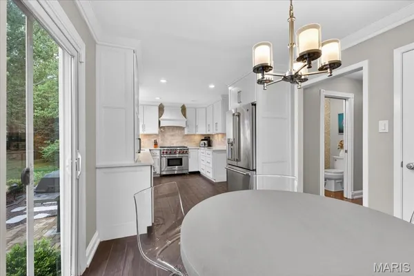 $770,000 | 11904 Mattox Court, St. Louis, MO 63131