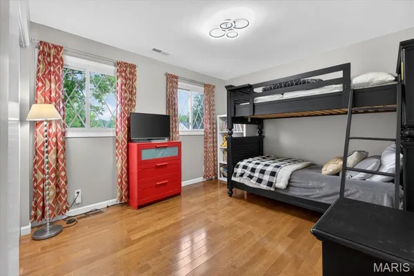 $770,000 | 11904 Mattox Court, St. Louis, MO 63131
