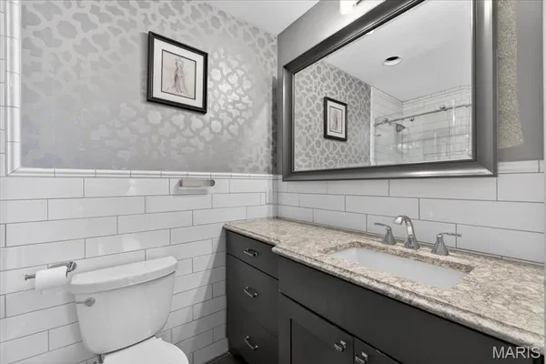 $770,000 | 11904 Mattox Court, St. Louis, MO 63131