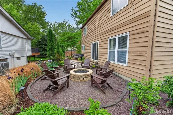 $770,000 | 11904 Mattox Court, St. Louis, MO 63131