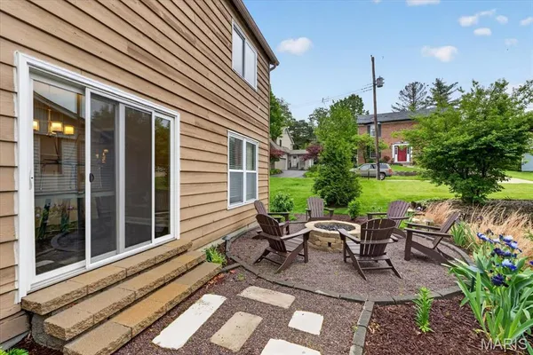 $770,000 | 11904 Mattox Court, St. Louis, MO 63131
