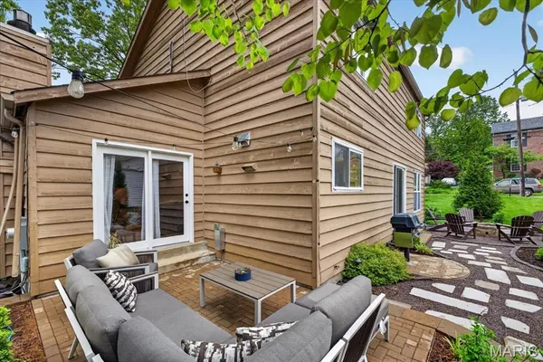 $770,000 | 11904 Mattox Court, St. Louis, MO 63131