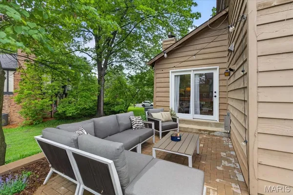 $770,000 | 11904 Mattox Court, St. Louis, MO 63131