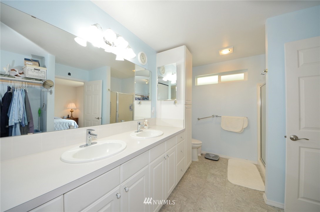 9611 185th Avenue Southwest Rochester, WA 98579 - Photo 11 of 39