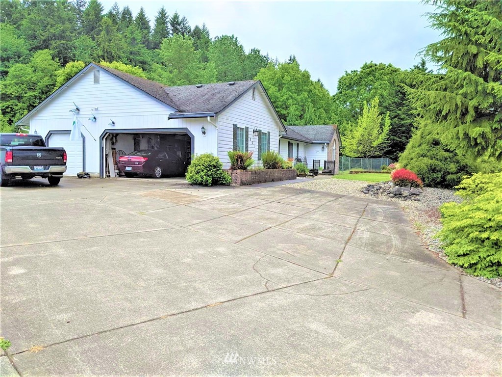 9611 185th Avenue Southwest Rochester, WA 98579 - Photo 19 of 39