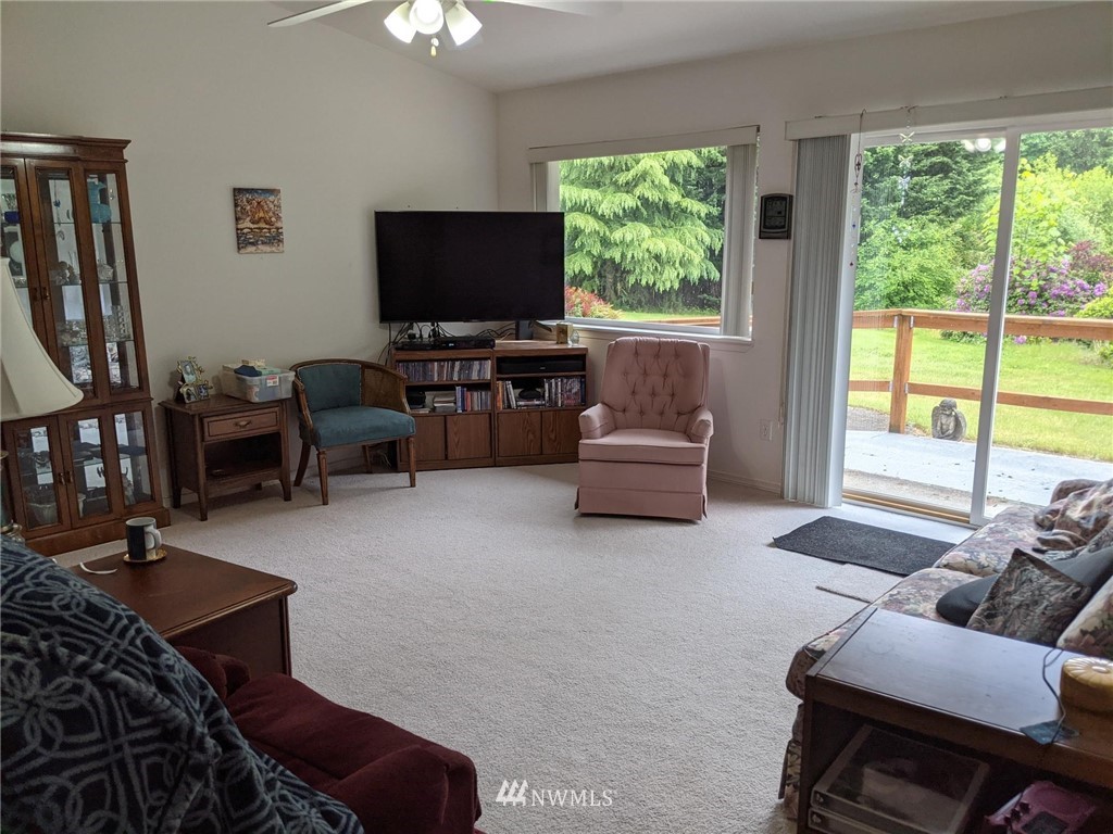 9611 185th Avenue Southwest Rochester, WA 98579 - Photo 26 of 39