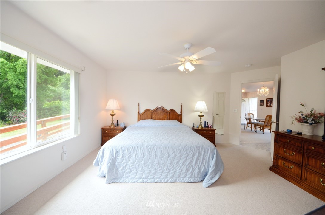 9611 185th Avenue Southwest Rochester, WA 98579 - Photo 10 of 39