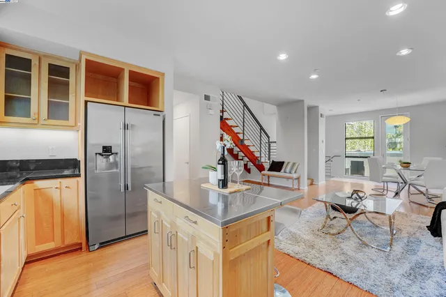 $779,000 | 1220 66th Street, Emeryville, CA 94608