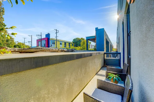 $779,000 | 1220 66th Street, Emeryville, CA 94608