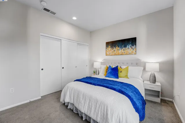 $779,000 | 1220 66th Street, Emeryville, CA 94608